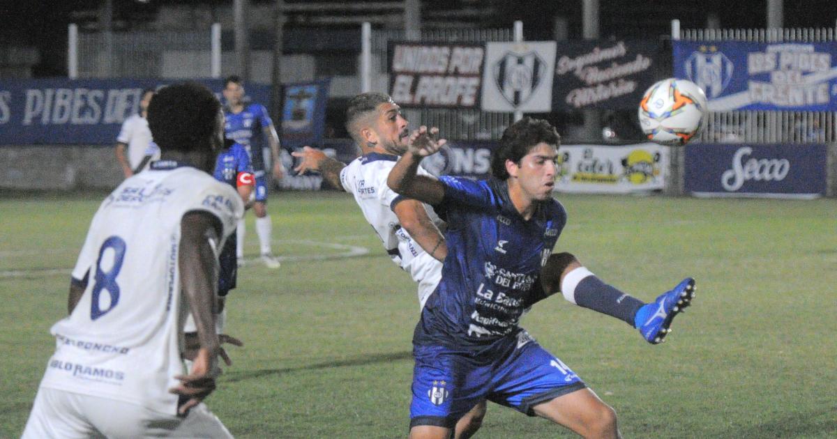 Sarmiento visitaraacute a B Mitre el domingo 1630