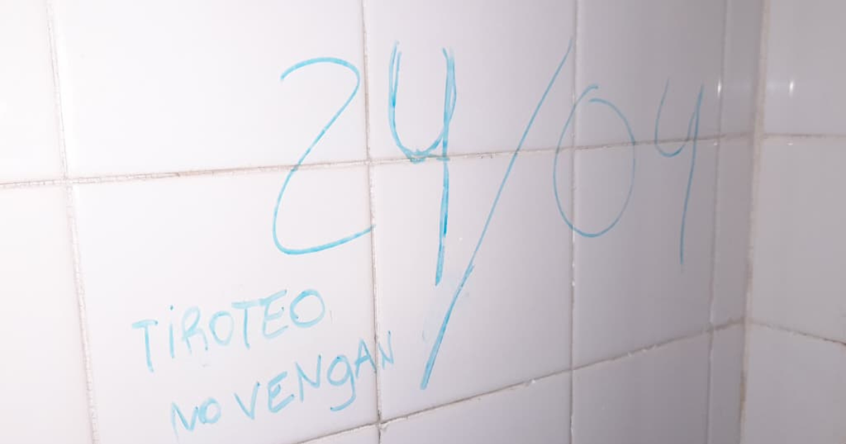 Una nueva amenaza causoacute preocupacioacuten en una escuela de Los Flores