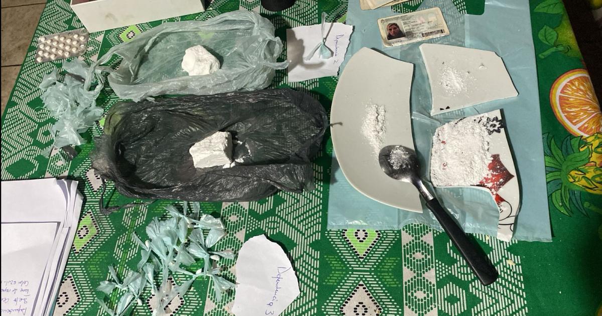 Narcomenudeo- dealer operaba desde su casa pese a estar con arresto domiciliario