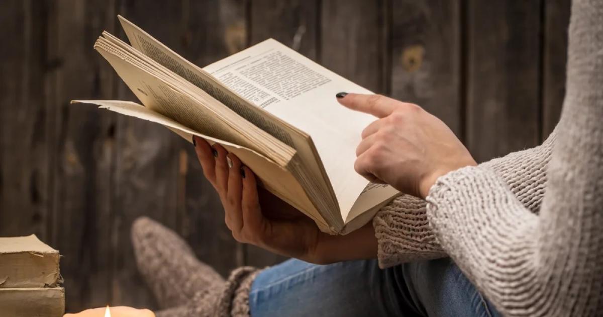 Leer es uno de los haacutebito fundamentales para tene un cerebro saludable