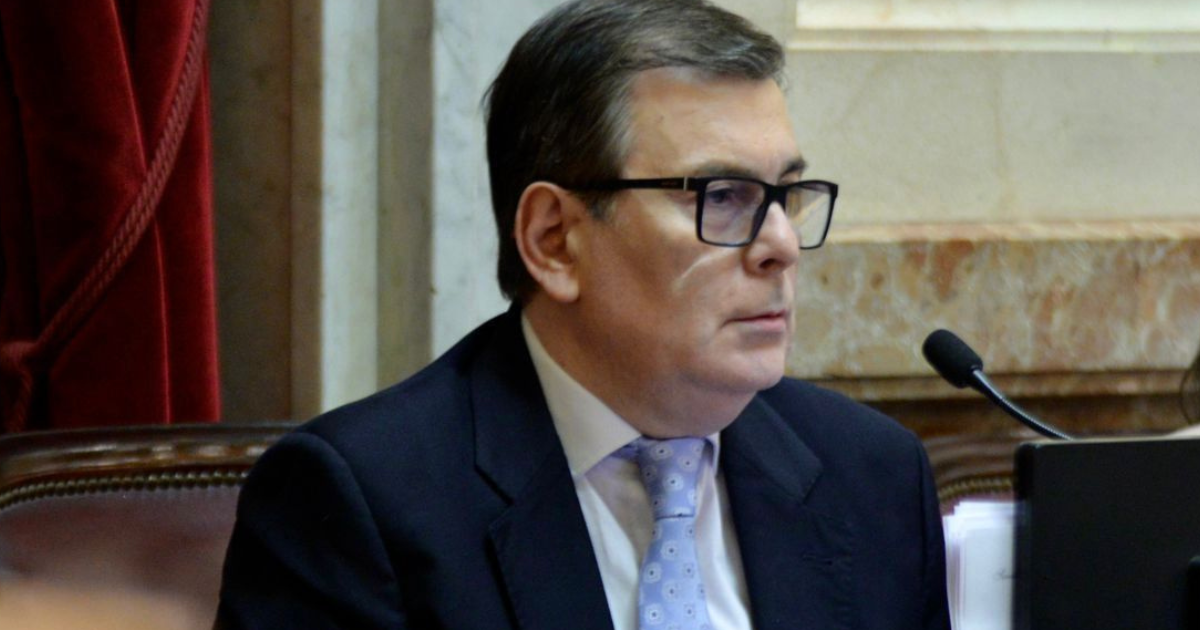 El senador Gerardo Zamora presentoacute un proyecto de ley para prevenir la ludopatiacutea infantil 