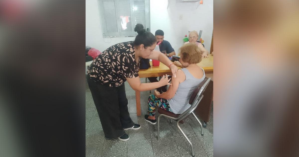 Vacunacioacuten antigripal- operativos llegaron a 24 centros de jubilados en la Capital