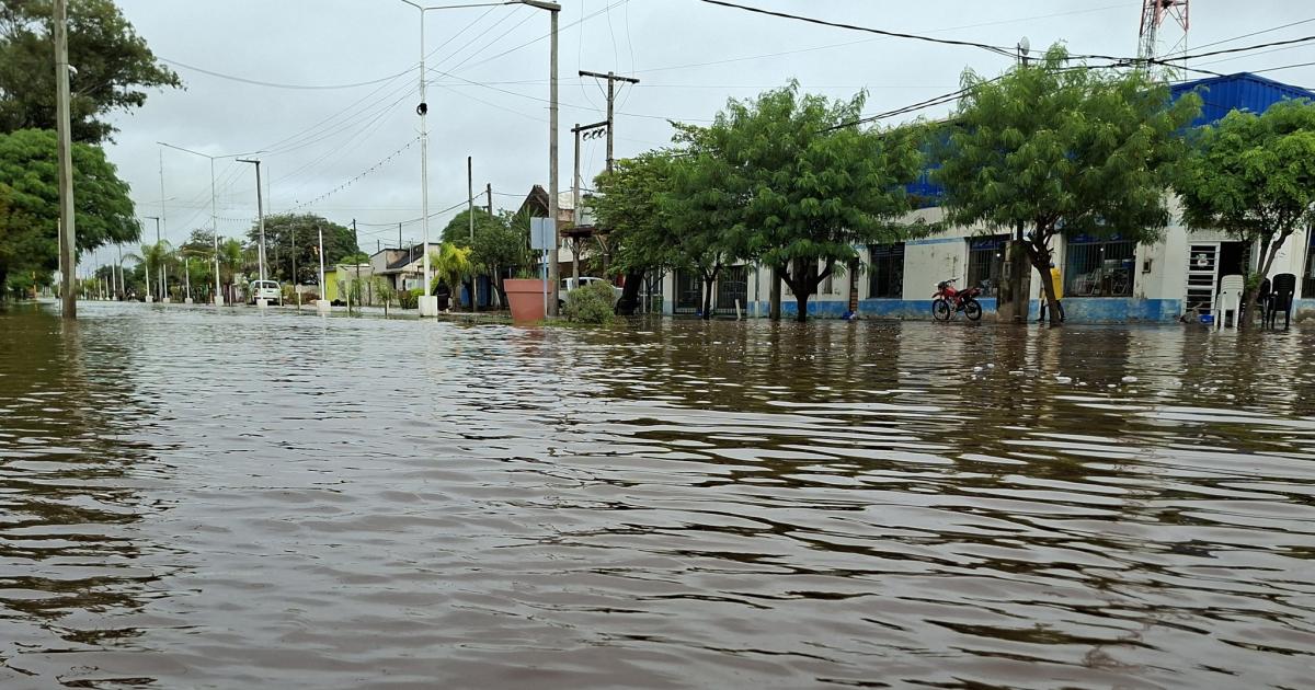Cayeron otros 45 mm en Los Juriacutees y se declaroacute la emergencia hiacutedrica