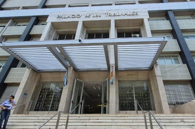 BLINDADO Melisa Slamich alejó del escenario el fantasma de cualquier riesgo a la libertad del exfuncionario Un abogado le endilga el desvío de  100 M