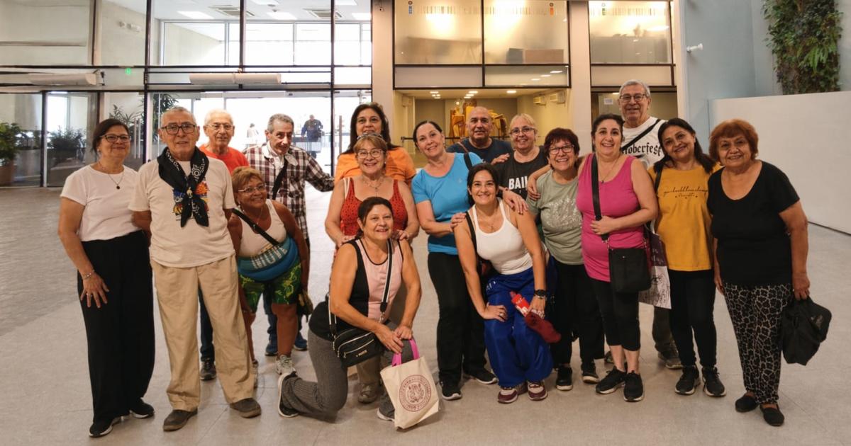 Habraacute un espectaacuteculo en homenaje a la Autonomiacutea Provincial