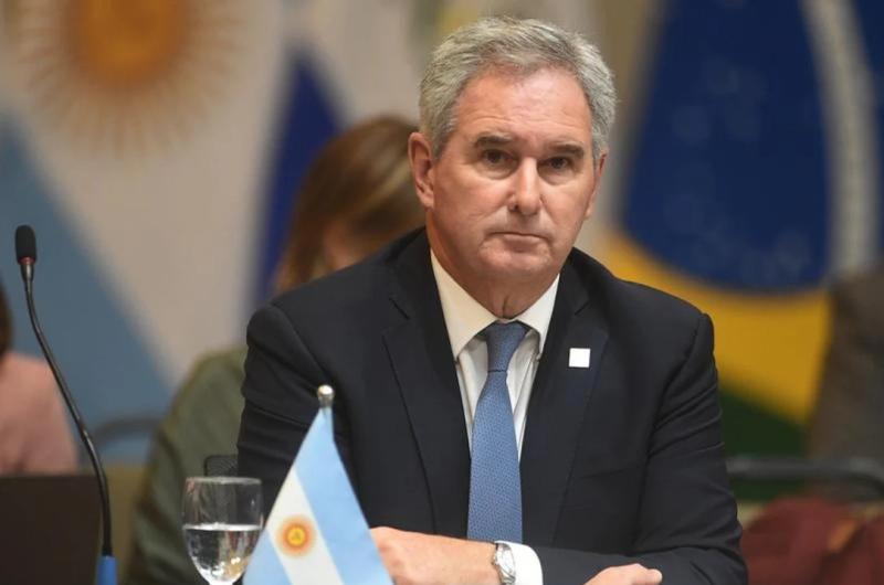 Las Malvinas fueron son y seraacuten argentinas dijo el canciller Quirno