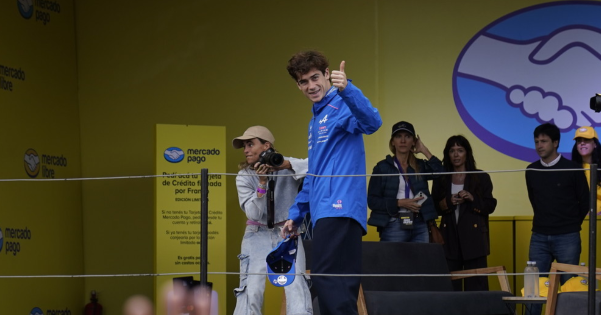 Colapinto emocionado antes de su presentacioacuten en  Buenos Aires- Se me pone la piel de pollo