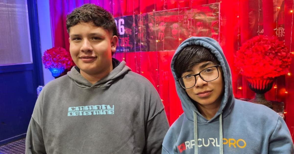 PRESENTACIOacuteN DE BUZOS DEL SAN JOSEacute