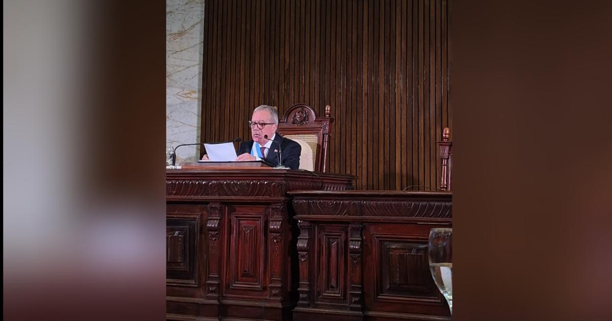 En junio lanzaraacuten concursos para cubrir maacutes de 300 cargos directivos docentes