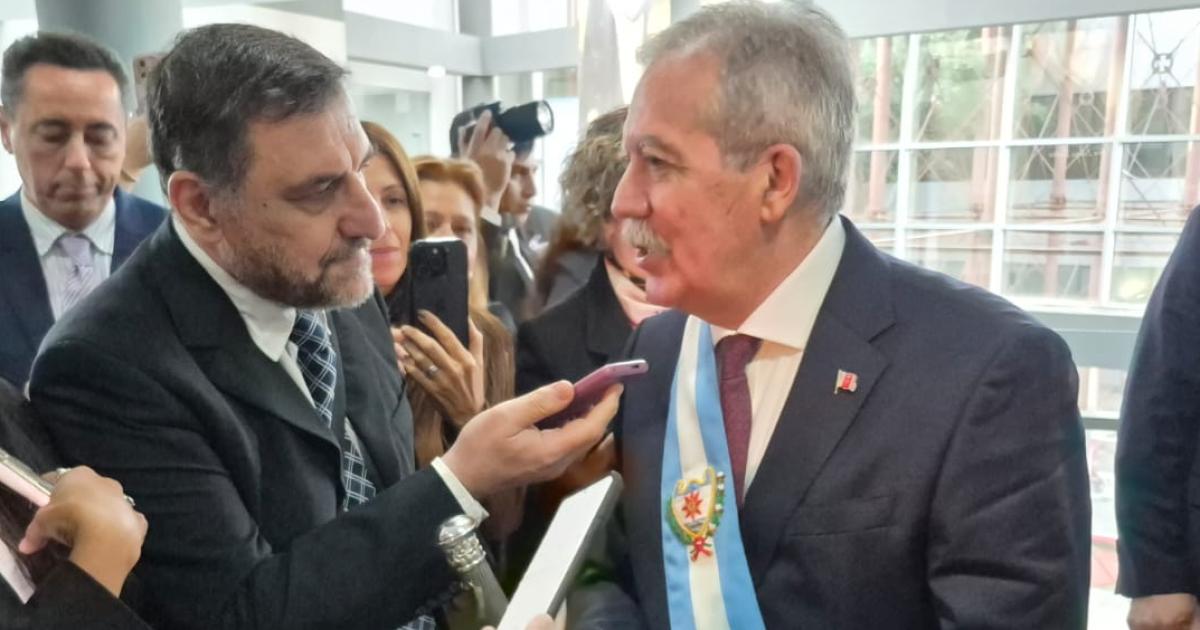 Elías Su�rez en di�logo con EL LIBERAL