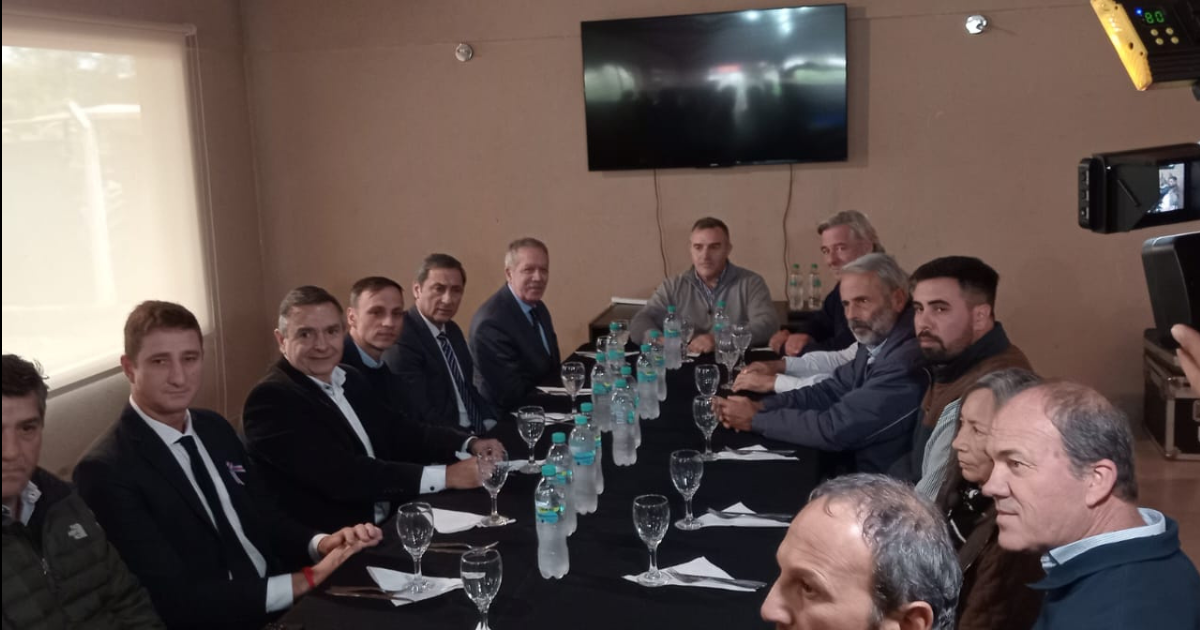 Si al productor le va bien le va bien a la Provincia destacoacute el Gobernador Suaacuterez desde Quimiliacute