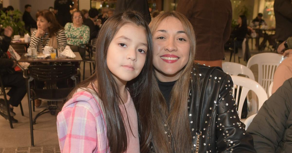 ESPECTACULO POR LA AUTONOMIacuteA PROVINCIAL