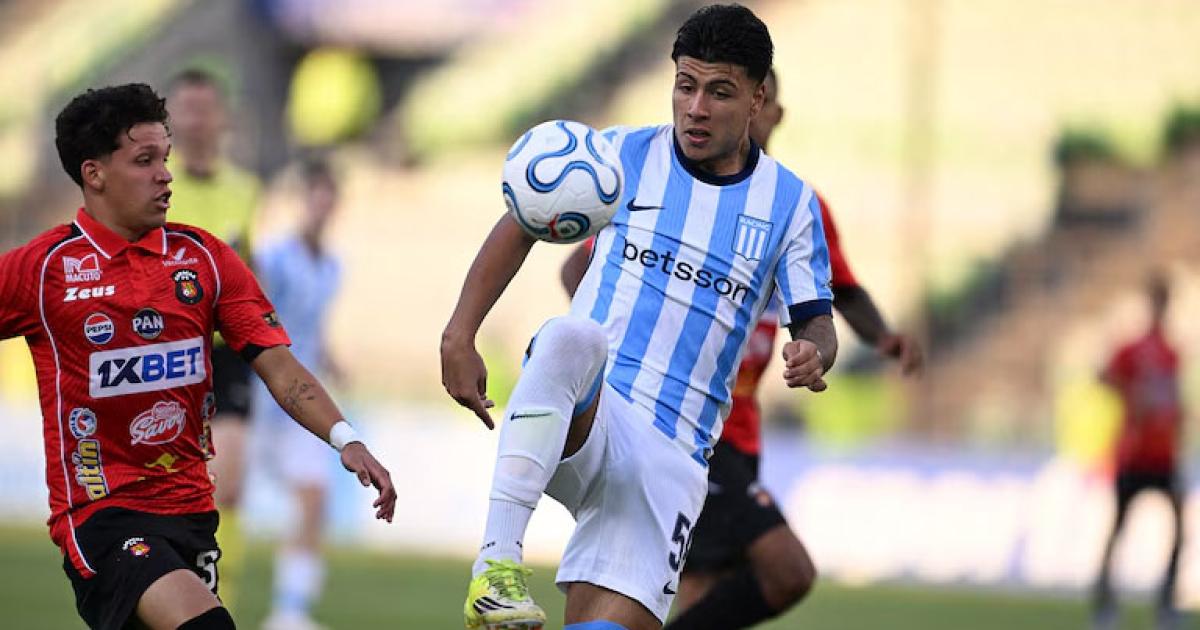 Racing empatoacute con Caracas y comprometioacute su futuro en la Copa Sudamericana