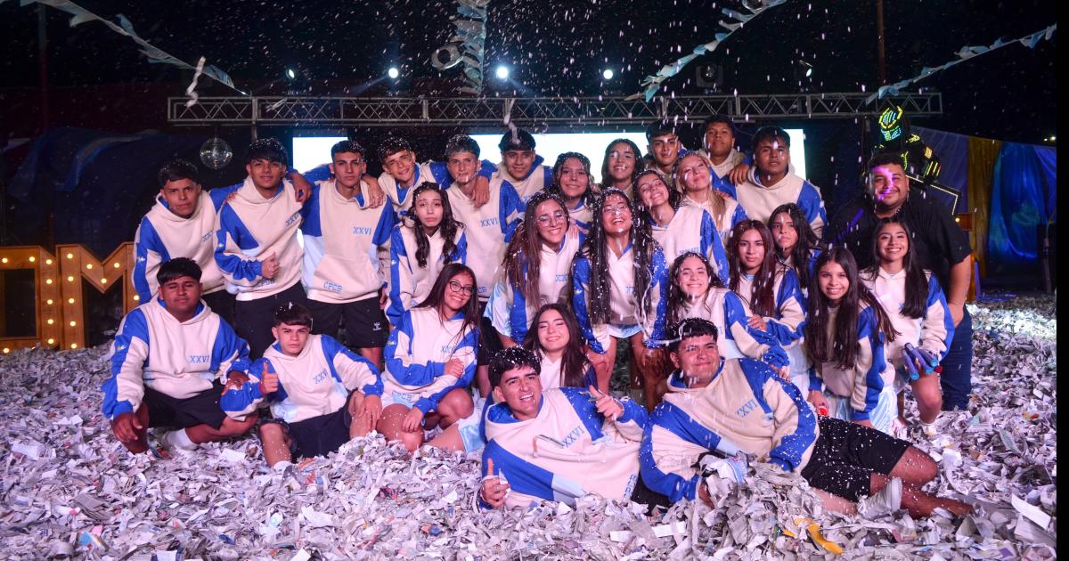 Se presentaron los buzos en el Colegio Privado Ciudad de Beltraacuten