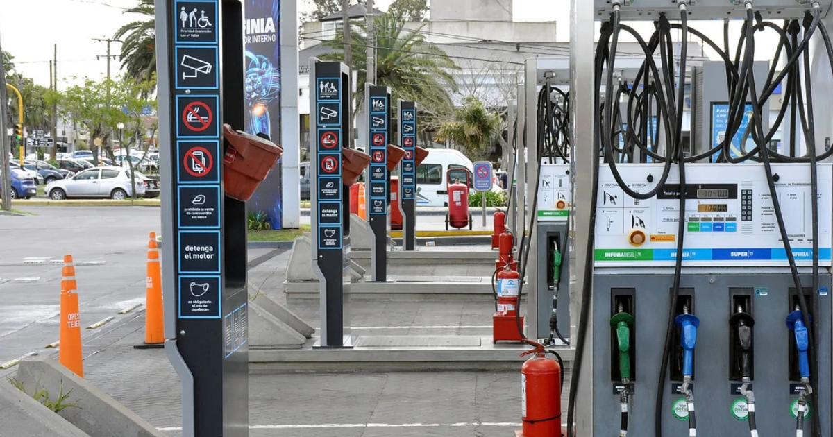 Aumentan los combustibles en mayo- de cuaacutento es la suba por impuestos que dispuso el Gobierno
