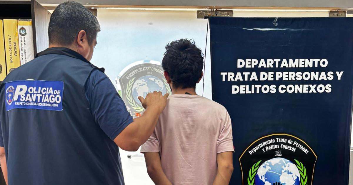 Cae un joven que estaba proacutefugo acusado de distribuir pornografiacutea infantil a traveacutes de WhatsApp