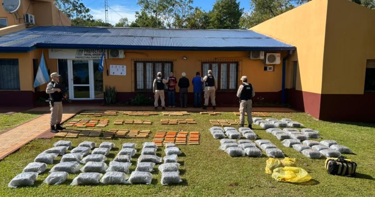 Megaoperativo- caen tres personas con maacutes de media tonelada de droga