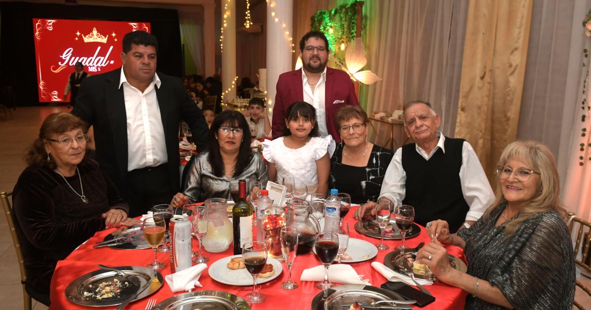 UNA FIESTA DE 15 SONtildeADA