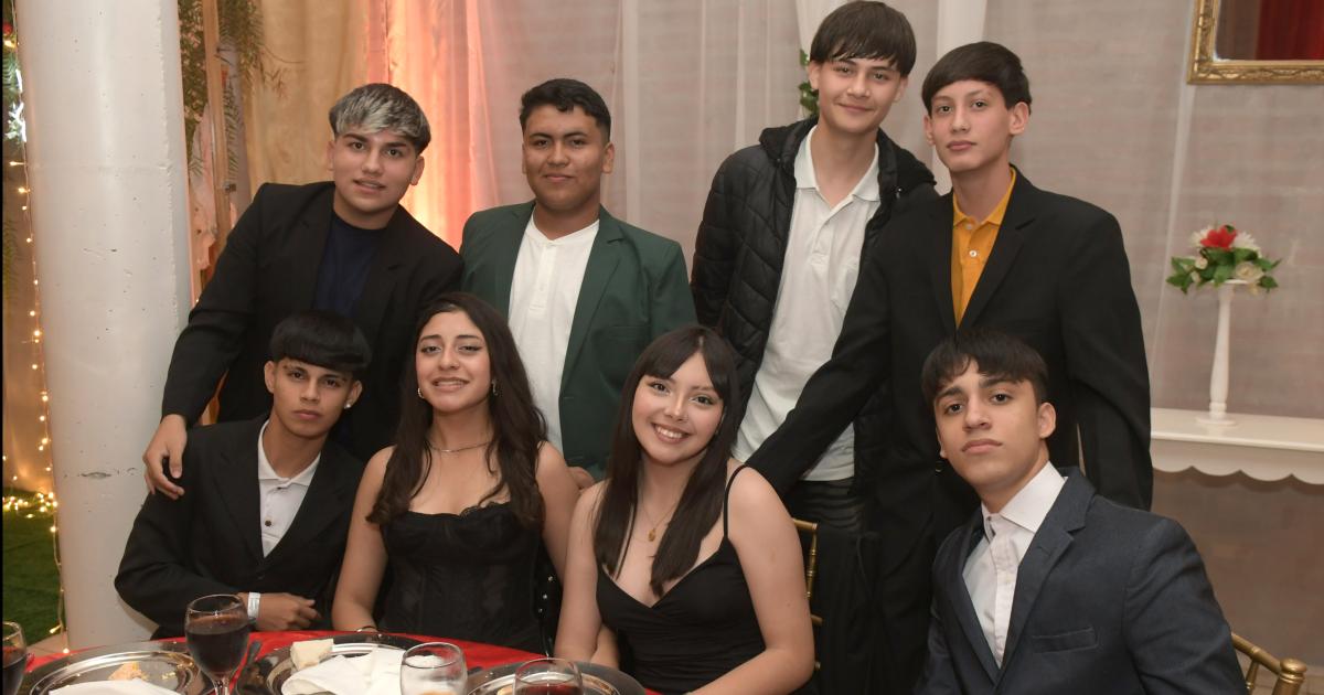 UNA FIESTA DE 15 SONtildeADA