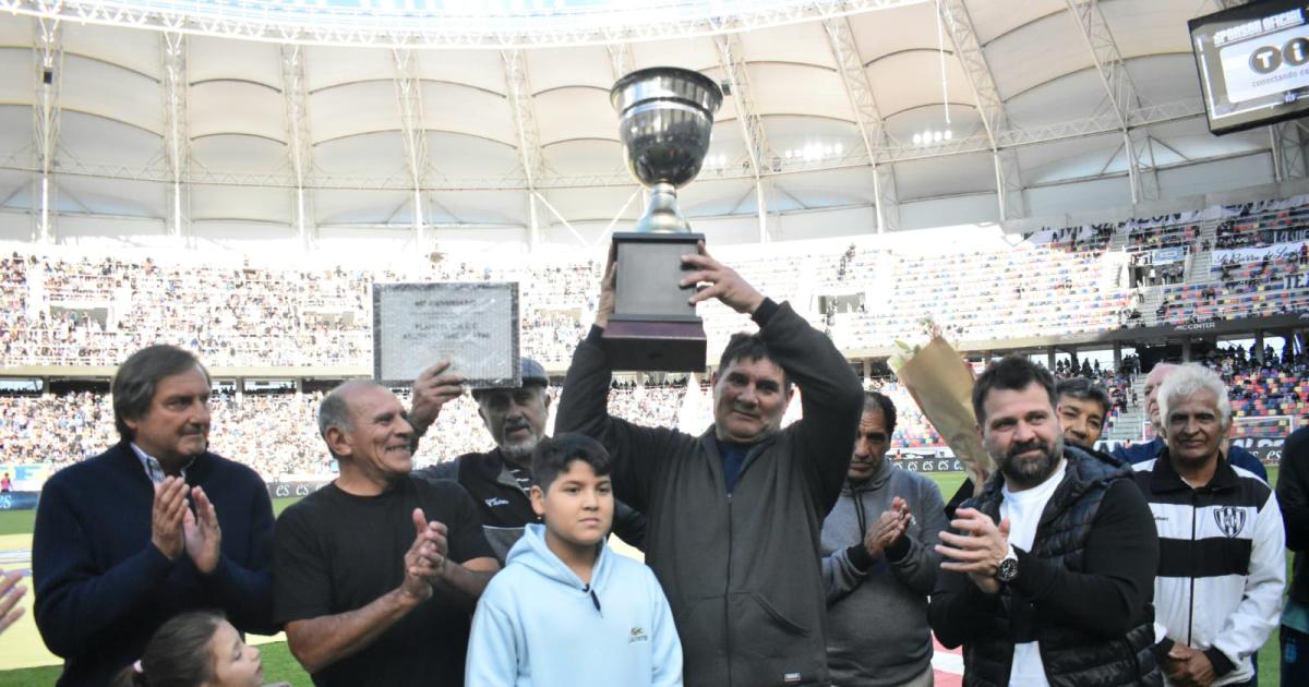 Emotivo reconocimiento al plantel ferroviario que logroacute el ascenso al Nacional B en 1986