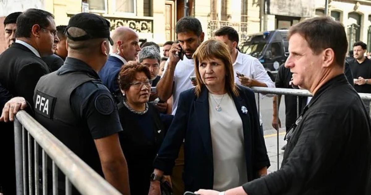 Bullrich cargoacute contra Kicillof por el robo a un nintildeo- No hacen nada