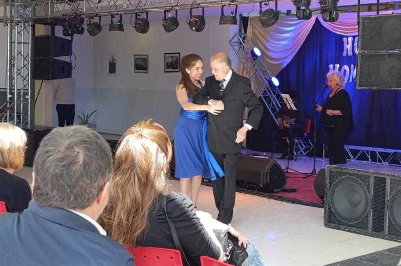 Honran a Homero Manzi en el 75 aniversario de su fallecimiento