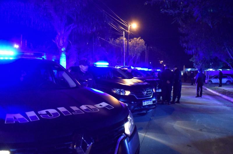 Desalojan a maacutes de treinta personas que jugaban a la taba loteriacutea truco y penales