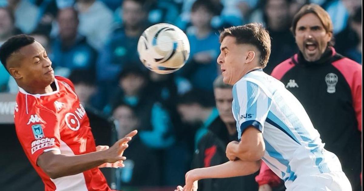 Racing Club no pudo con Huracaacuten pero se clasificoacute a los playoffs
