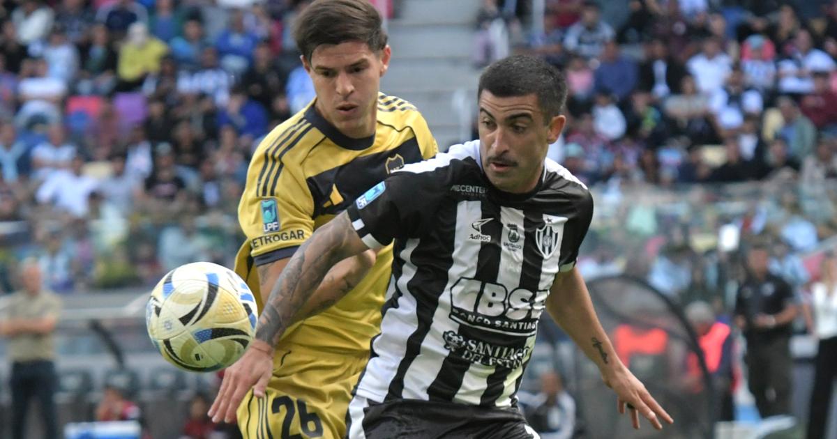 Michael Santos reclamoacute refuerzos para el Clausura