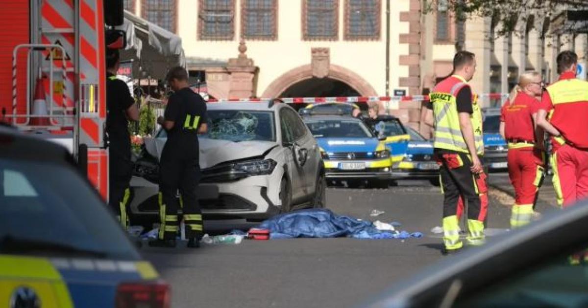 Tragedia en Alemania- un auto irrumpioacute en una peatonal y dejoacute al menos dos muertos