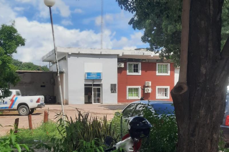 Una docente cordobesa dejoacute olvidada su tarjeta en un cajero automaacutetico y le sacaron 1200000