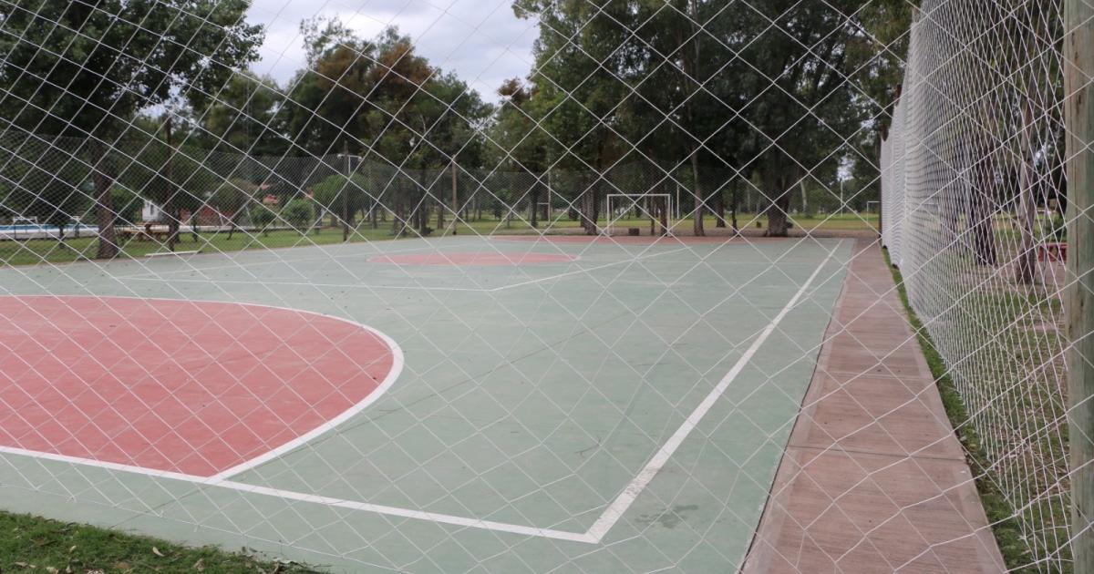 La Unse inauguraraacute en su Polideportivo una moderna cancha de futsal