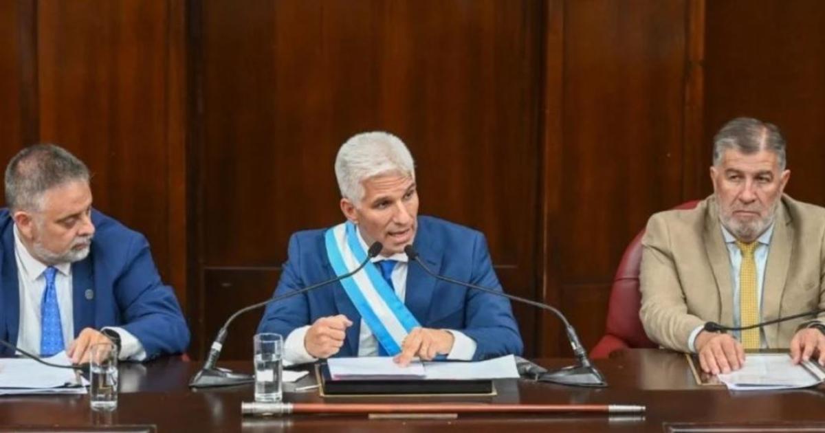 Crisis de ingresos en San Luis- Poggi pidioacute la renuncia de todo su gabinete y analiza un fuerte ajuste