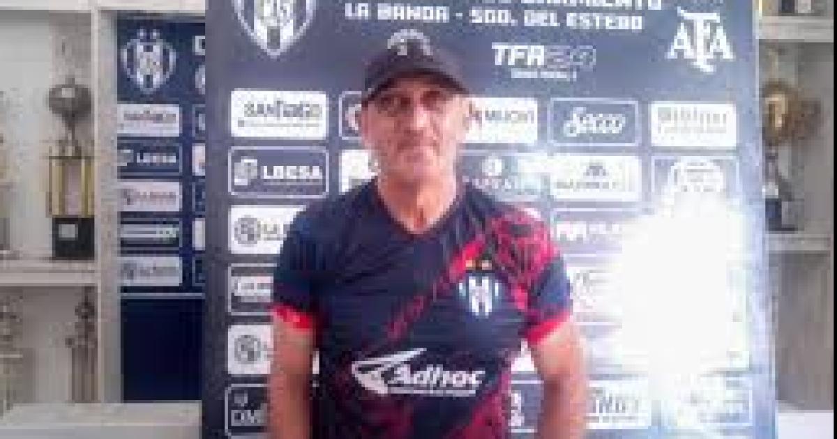 El Profe le dio su apoyo total al DT Viacutector Riggio