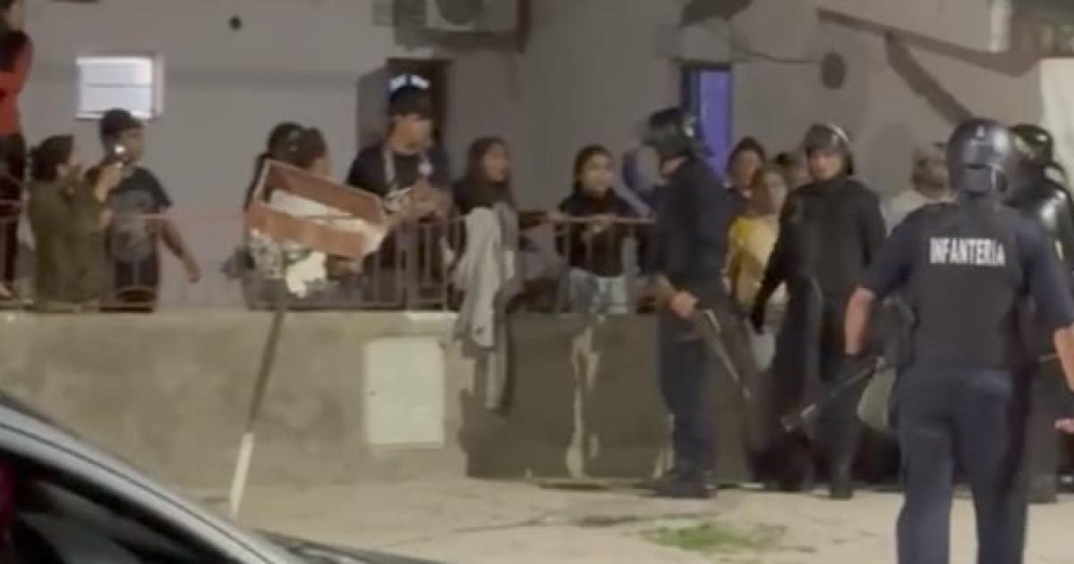 Batalla campal nocturna en el Bdeg Borges por la venta de drogas