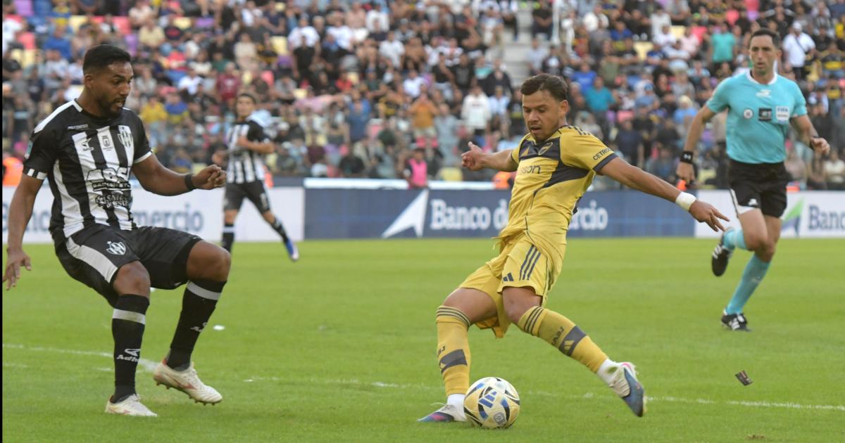 Maciel- Debemos intentar clasificar a una copa