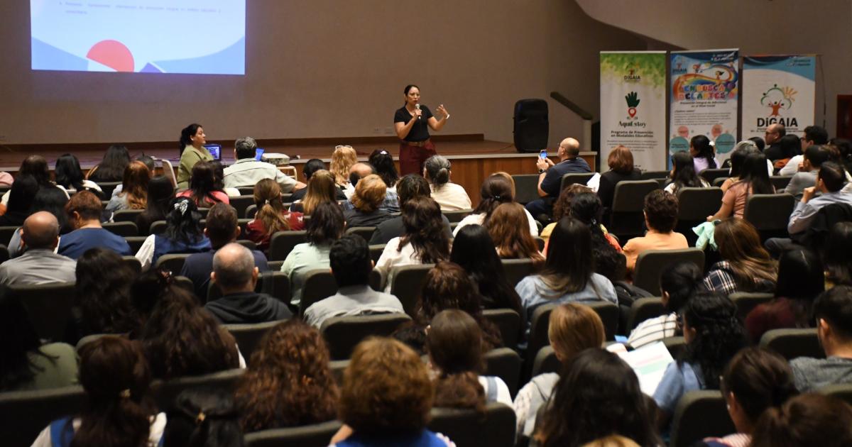 Santiago inicioacute una capacitacioacuten docente sobre prevencioacuten de adicciones con eje en Vapeadores y Energizantes