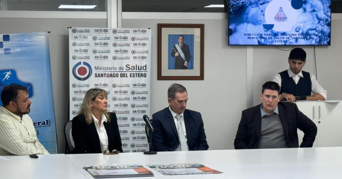 Con eacutexito se realizoacute en Santiago la 3ordf Jornada de Hidroarsenicismo