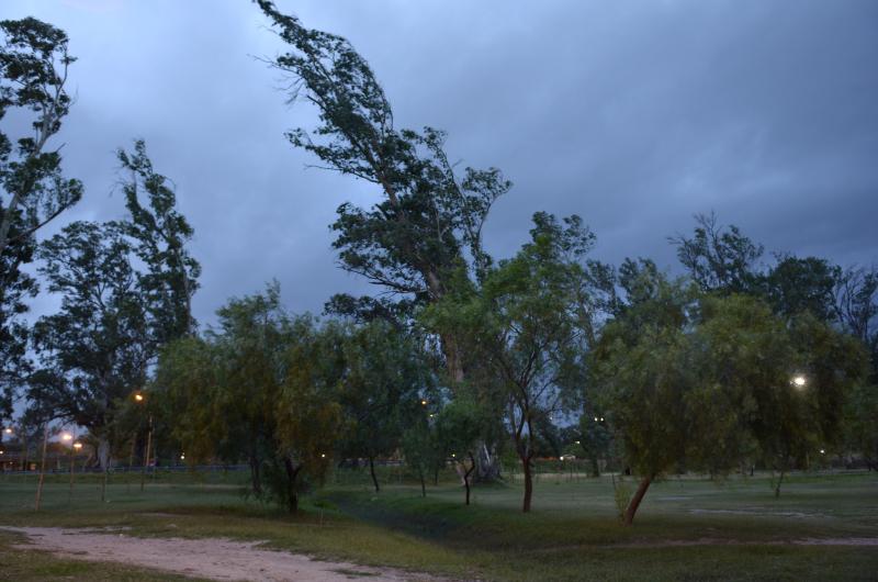 Se espera viento y lluvia para la jornada de este jueves