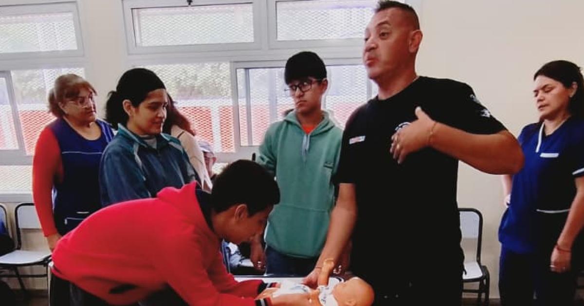 Dispuestos a salvar vidas- personas con discapacidad visual nula se capacitan en RCP