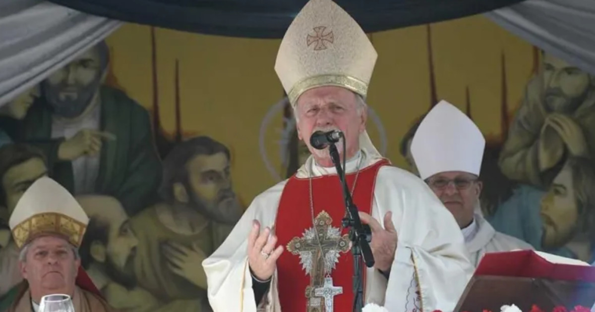 Poleacutemica por San La Muerte- el Arzobispo Bokalic llamoacute a no a buscar seguridades en elementos maacutegicos o creencias contrarias al Evangelio