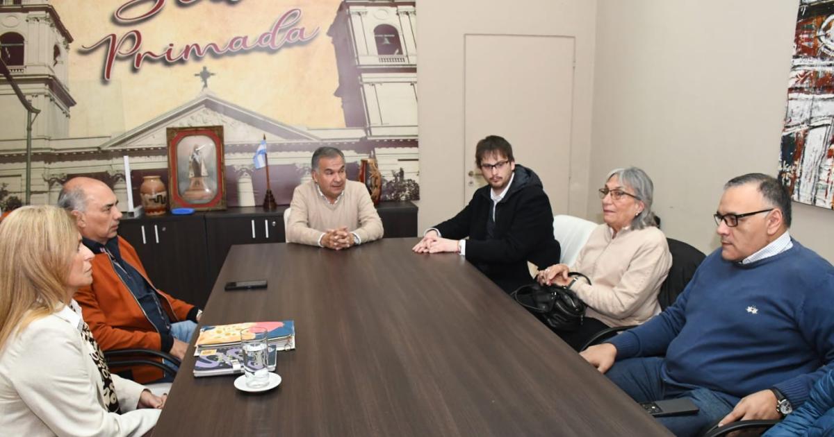 La Capital articula acciones con Salud para optimizar la atencioacuten de trabajadores municipales