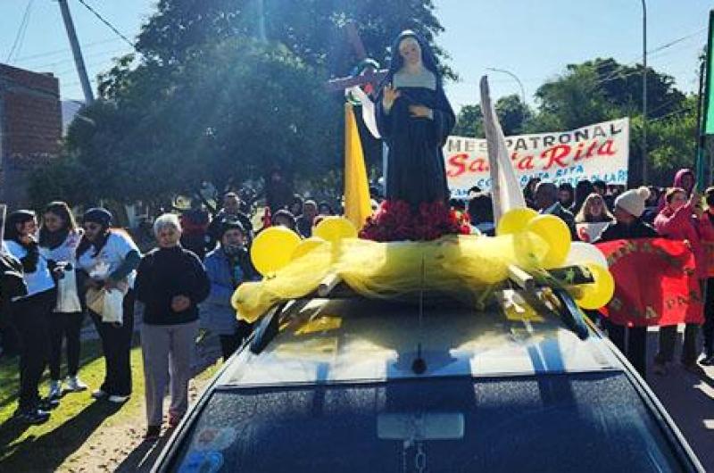 La feligresiacutea de Cristo Rey se unioacute en la Caminata por la Paz