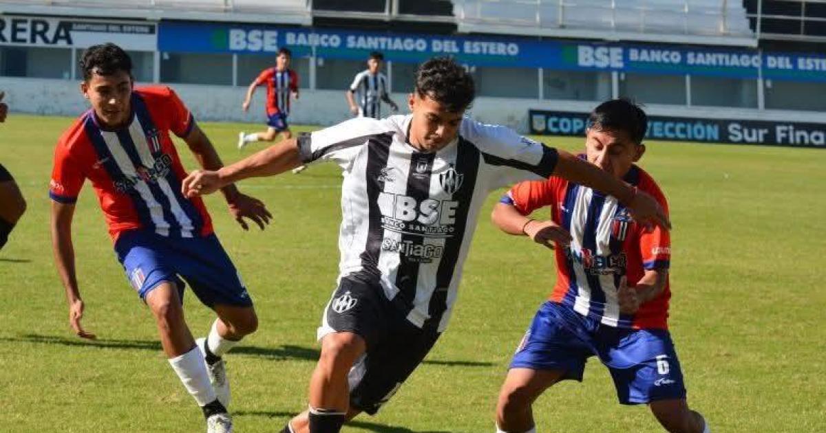 Central Coacuterdoba y Unioacuten Santiago empataron en el Alfredo Terrera 