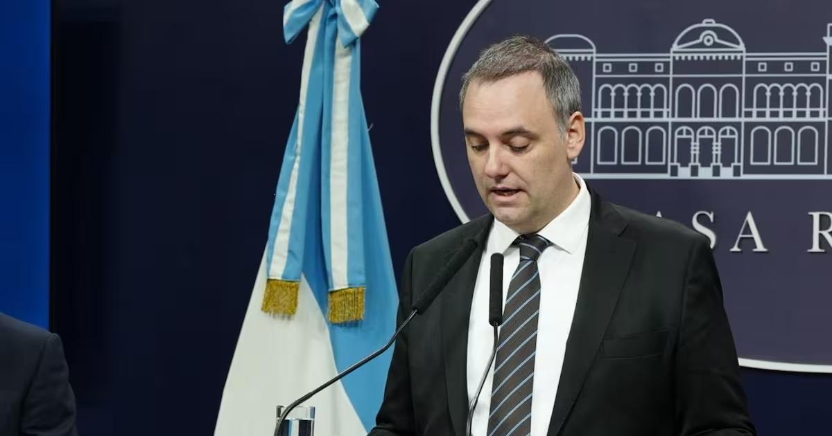 Casas departamentos y refacciones millonarias- queacute investiga la Justicia sobre Manuel Adorni