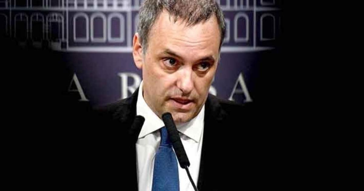 Manuel Adorni recortoacute 20000 millones en el programa de Acceso a los Medicamentos