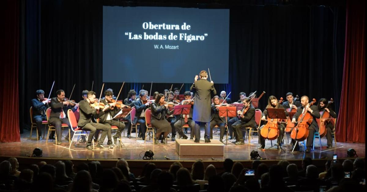 El vicegobernador Silva Neder asistioacute a la noche de gala por el 53deg aniversario de la UNSE