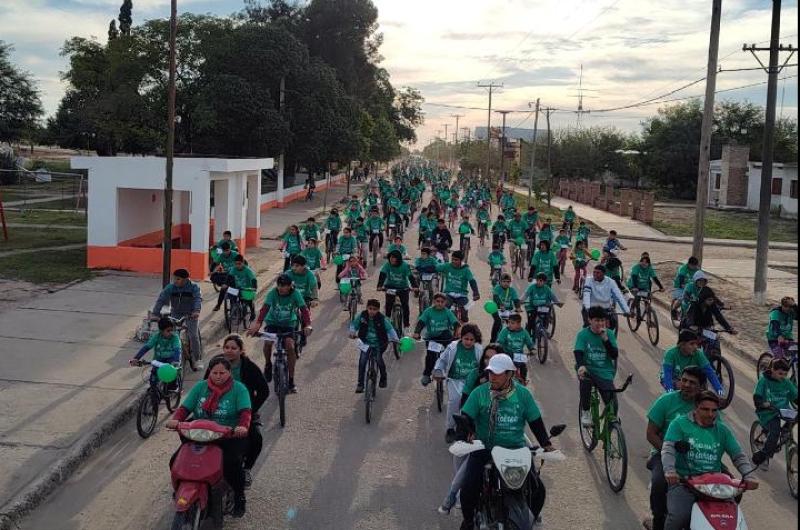 ESPECIAL Gran parte de la comunidad participa activamente de la bicecleteada en La Cañada