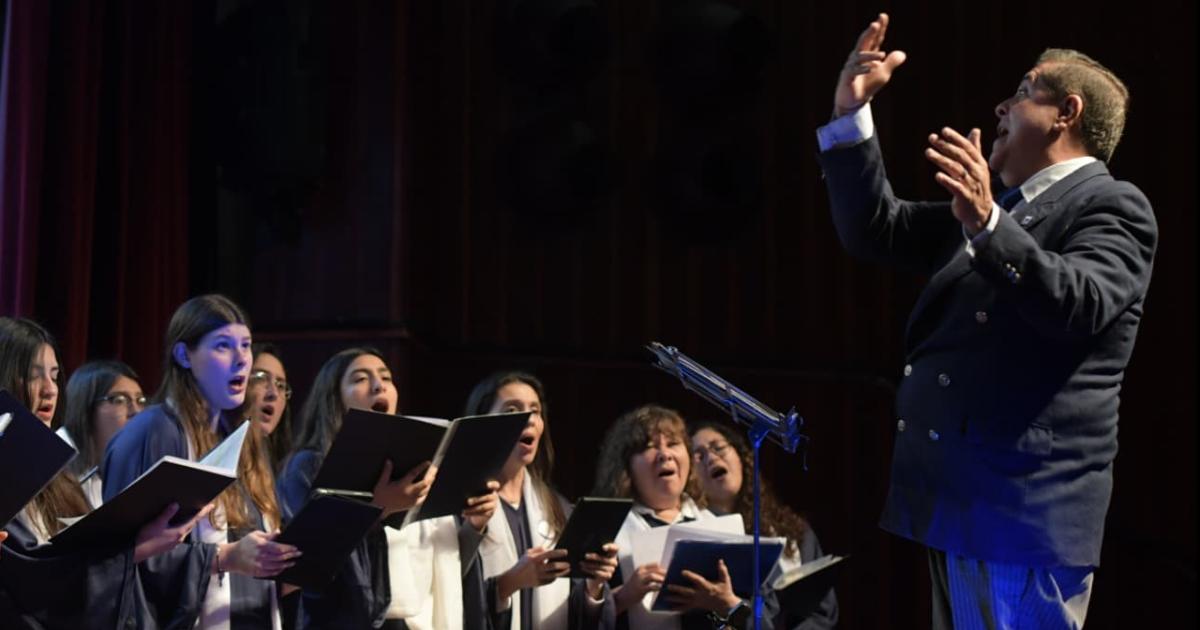 GALERIA- Noche de gala por el 53deg aniversario de la UNSE