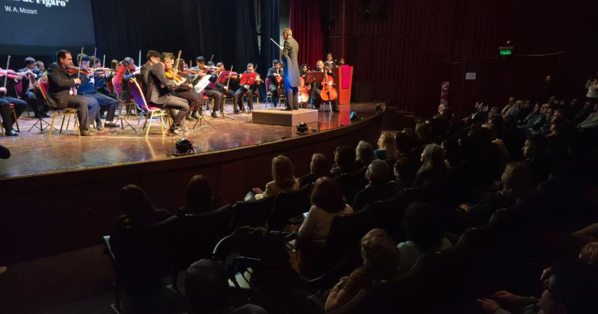 GALERIA- Noche de gala por el 53deg aniversario de la UNSE